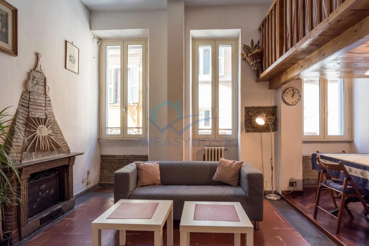 Warm Nest In The Old Building Of Piazza Navona Apartment Rome Exterior photo