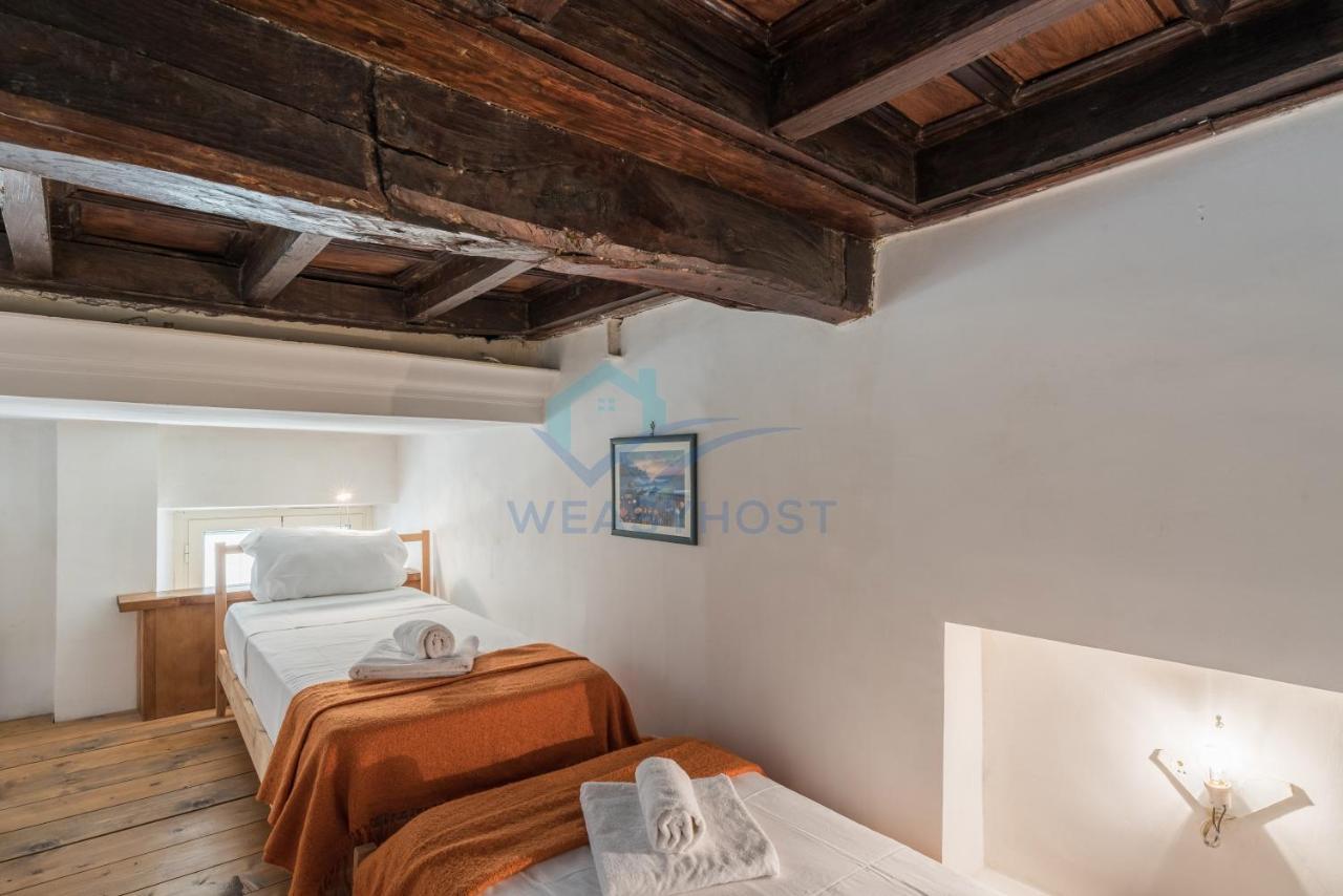Warm Nest In The Old Building Of Piazza Navona Apartment Rome Exterior photo